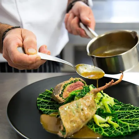 Logis Restaurant Du Commerce 3*