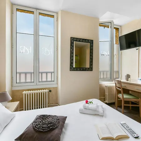 Restaurant Du Commerce Szálloda