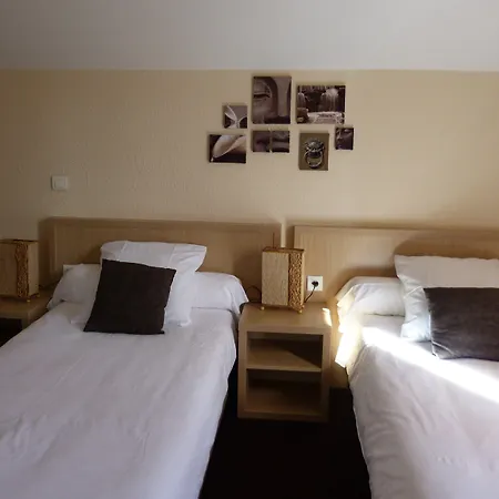 Logis Restaurant Du Commerce 3*