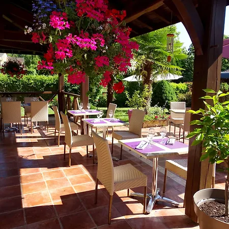 Logis Restaurant Du Commerce 3*
