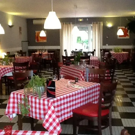 Logis Restaurant Du Commerce