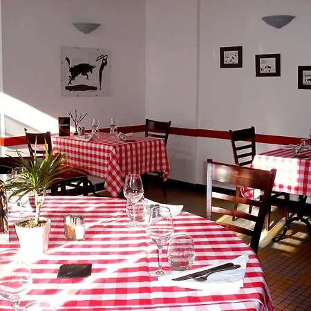 Logis Restaurant Du Commerce Hotel 3*