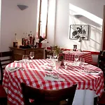 Hotel Restaurant Du Commerce 3*