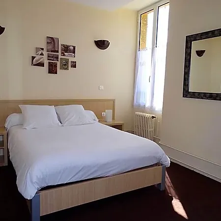 Restaurant Du Commerce Hotel Estang