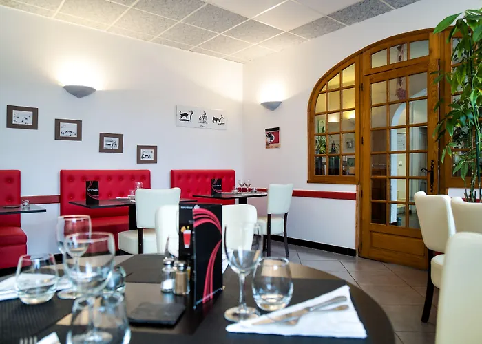 호텔 Restaurant Du Commerce