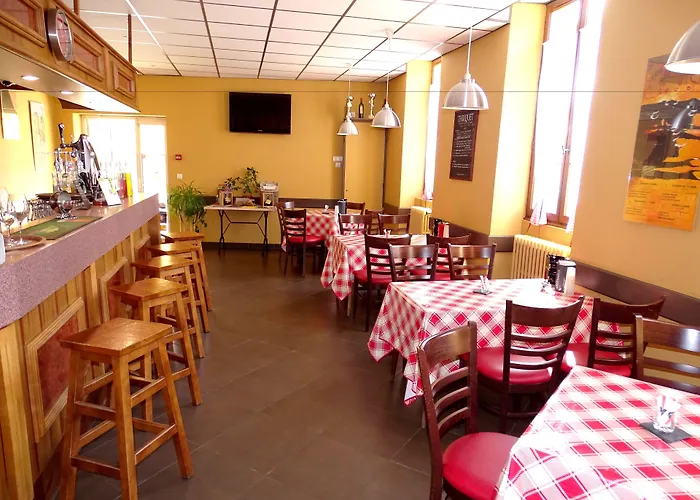 Restaurant Du Commerce 호텔 Estang