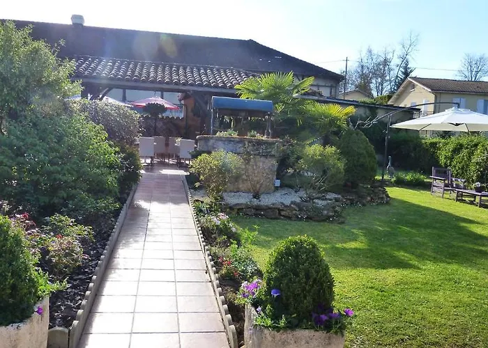 Restaurant Du Commerce 호텔