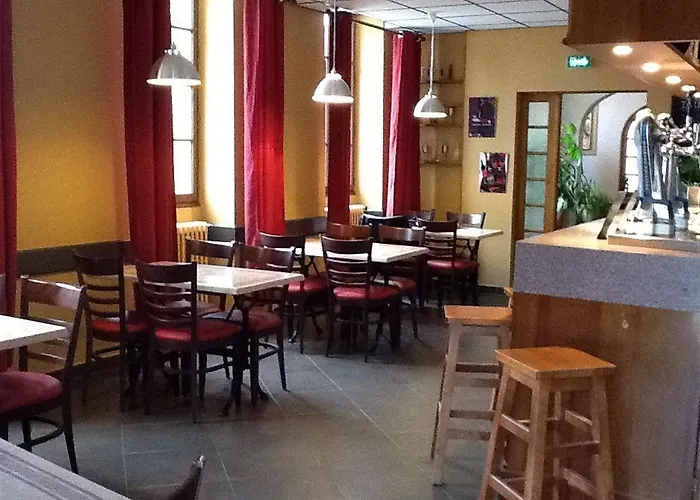 Restaurant Du Commerce 호텔 3*